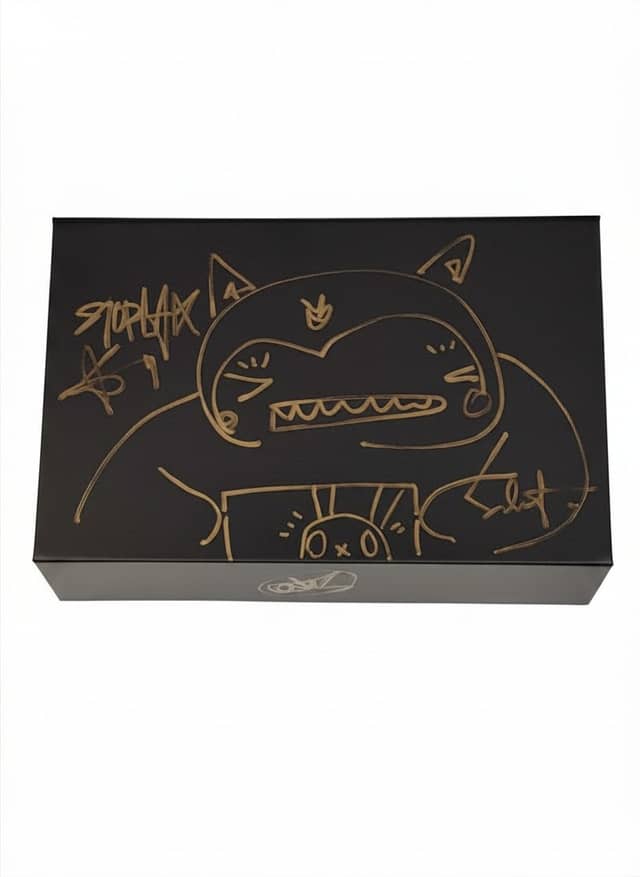Gold Embellished Snorlax Box 2026 Sabet